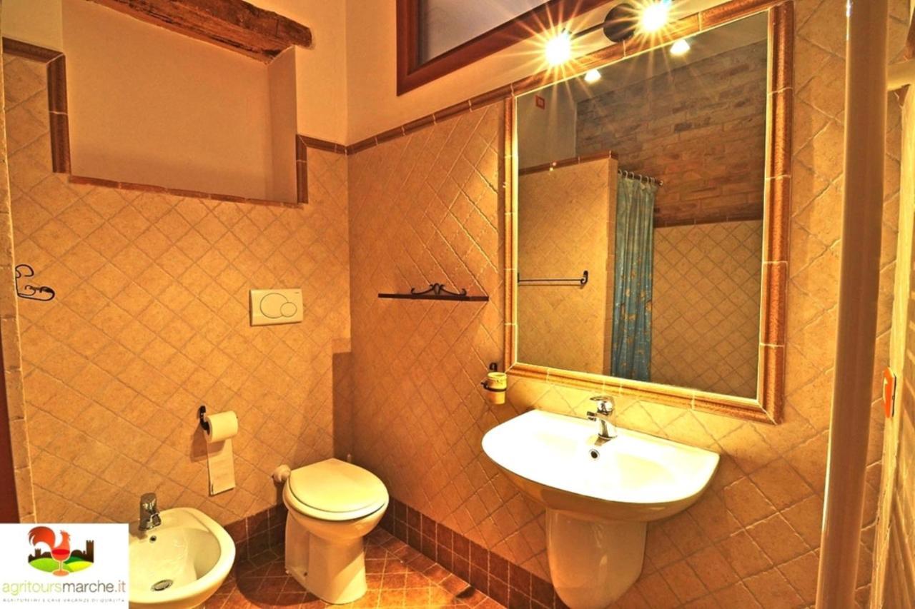 Agriturismo Galanti Cossignano Экстерьер фото