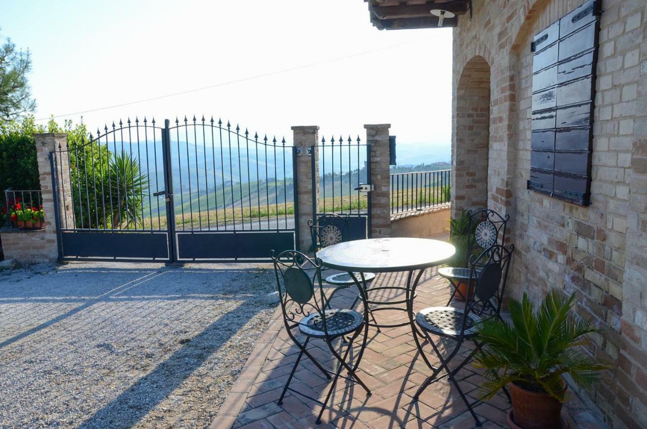 Agriturismo Galanti Cossignano Экстерьер фото